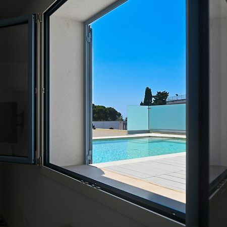 Perle Marine Suite Apartments Castro  Luaran gambar