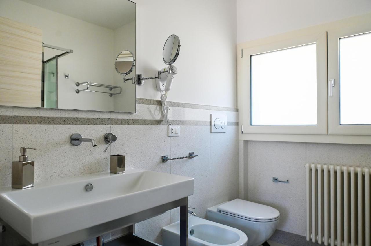Perle Marine Suite Apartments Castro  Luaran gambar