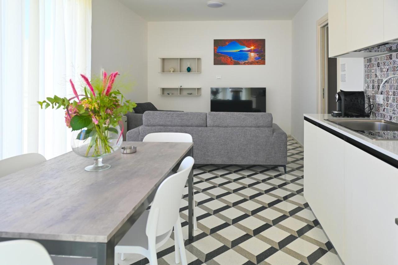 Perle Marine Suite Apartments Castro  Luaran gambar